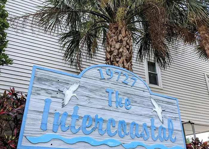 The Intercoastal #205 - Beachy Chic Holiday home