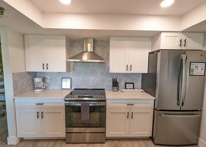 The Intercoastal #205 - Beachy Chic Holiday home